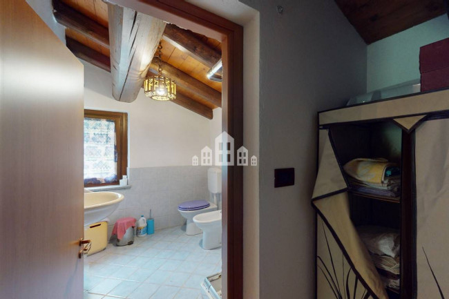 Detached house for sale in Rueglio