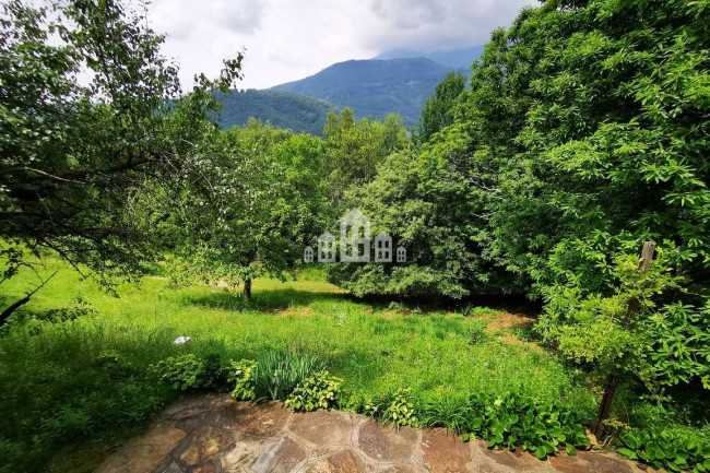 Casa indipendente in vendita a Rueglio