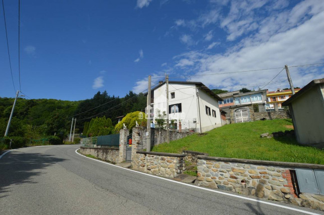 Casa semindipendente in vendita a Lessolo