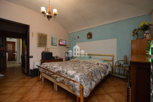 Half-duplex for sale in Lessolo