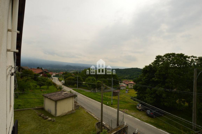 Half-duplex for sale in Lessolo