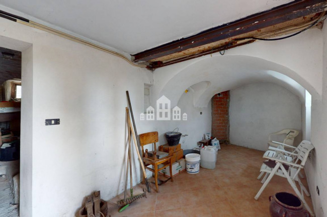 Half-duplex for sale in Rueglio