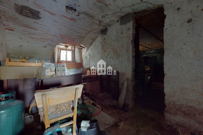 Half-duplex for sale in Rueglio