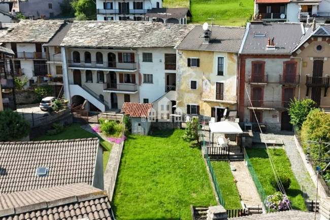 Half-duplex for sale in Rueglio