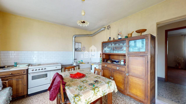 Half-duplex for sale in Rueglio