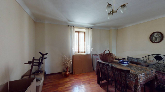 Half-duplex for sale in Rueglio