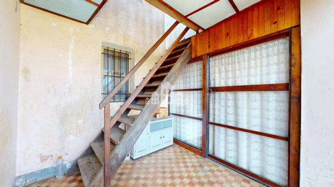 Half-duplex for sale in Rueglio