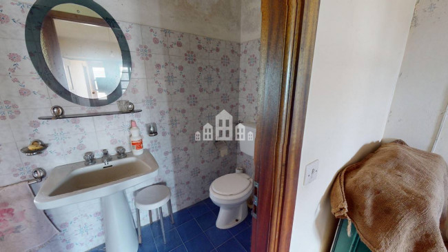 Half-duplex for sale in Rueglio