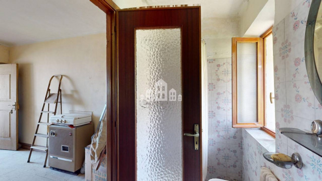 Half-duplex for sale in Rueglio