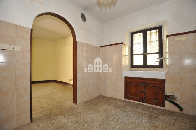 Half-duplex for sale in Castelnuovo Nigra