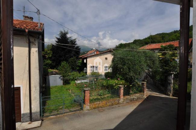 Casa semindipendente in vendita a Castelnuovo Nigra