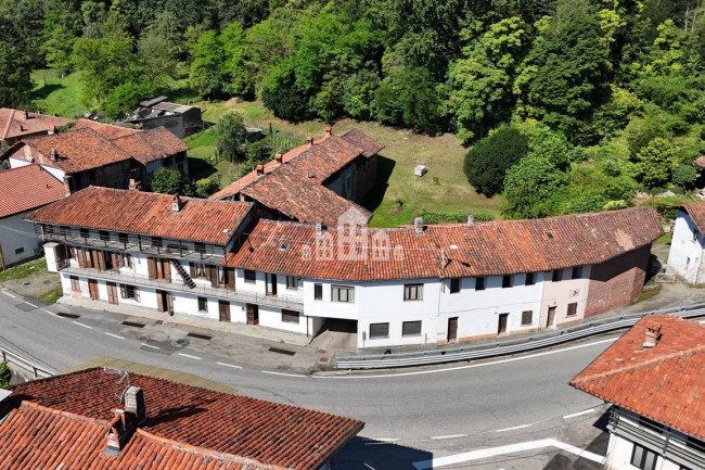 Casa semindipendente in vendita a Baldissero Canavese