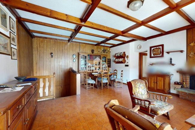 Half-duplex for sale in Baldissero Canavese