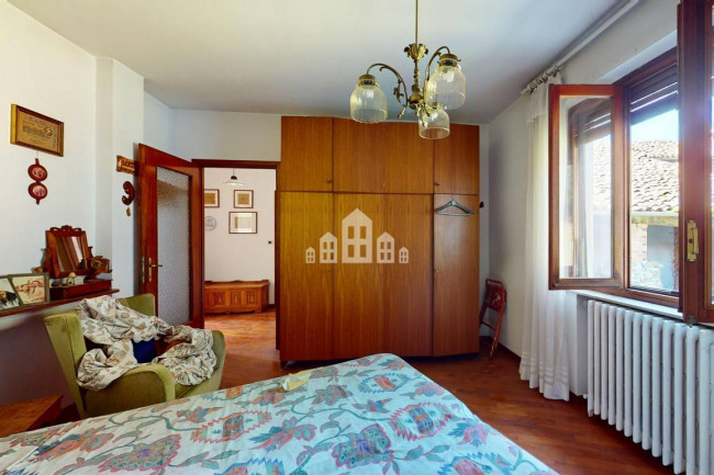 Half-duplex for sale in Baldissero Canavese