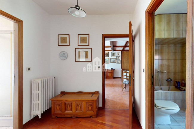 Half-duplex for sale in Baldissero Canavese