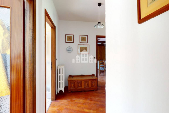 Half-duplex for sale in Baldissero Canavese