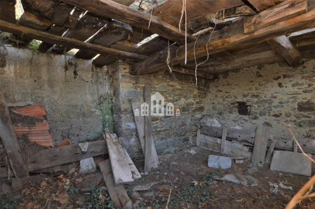 Fixer-upper for sale in Val di Chy