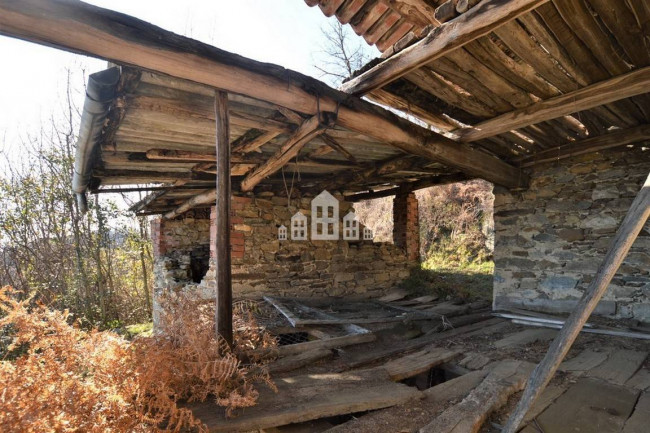 Fixer-upper for sale in Val di Chy