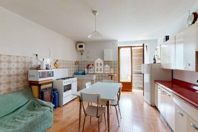 Half-duplex for sale in Valchiusa