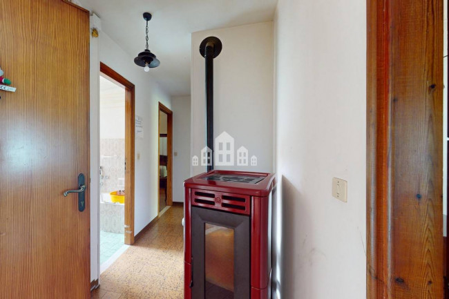 Half-duplex for sale in Valchiusa