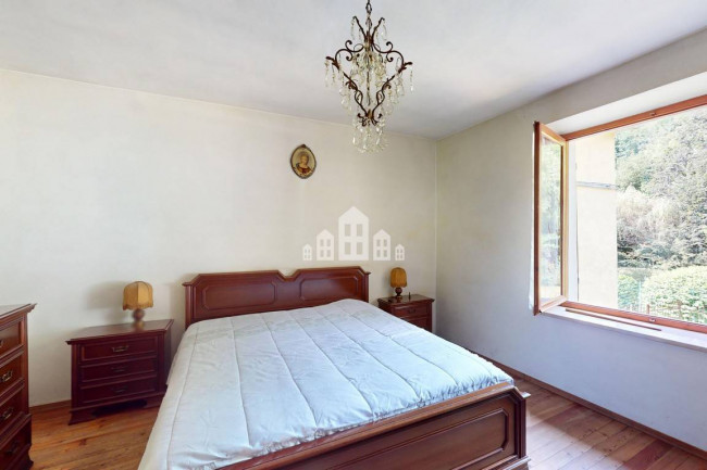 Half-duplex for sale in Valchiusa