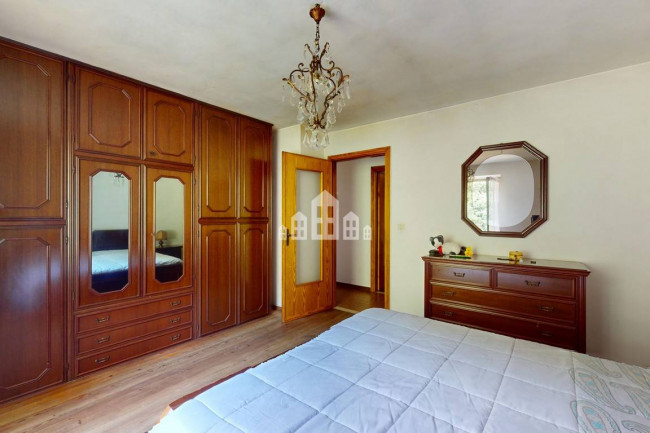 Half-duplex for sale in Valchiusa