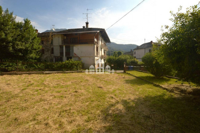 Half-duplex for sale in Valchiusa