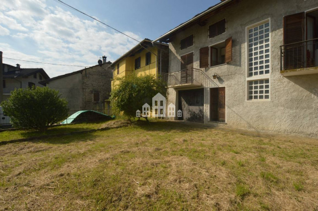 Half-duplex for sale in Valchiusa