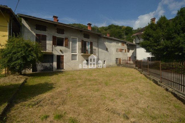 Half-duplex for sale in Valchiusa