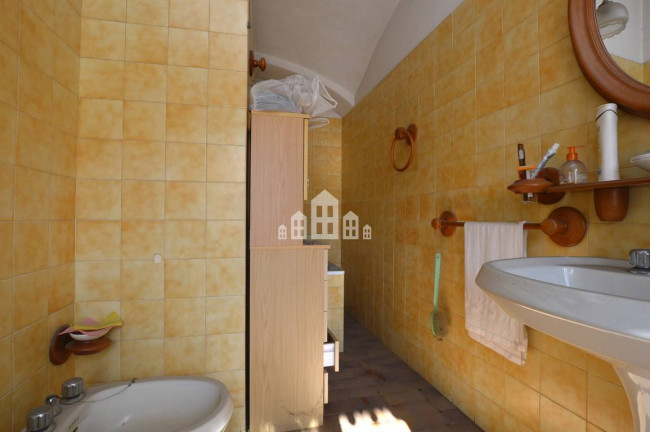 Half-duplex for sale in Baldissero Canavese