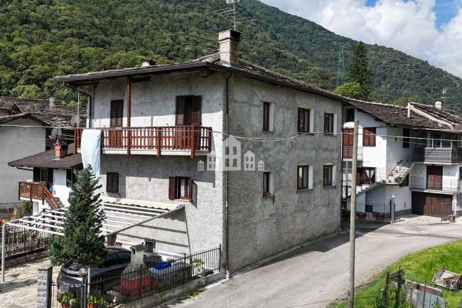 Detached house for sale in Locana