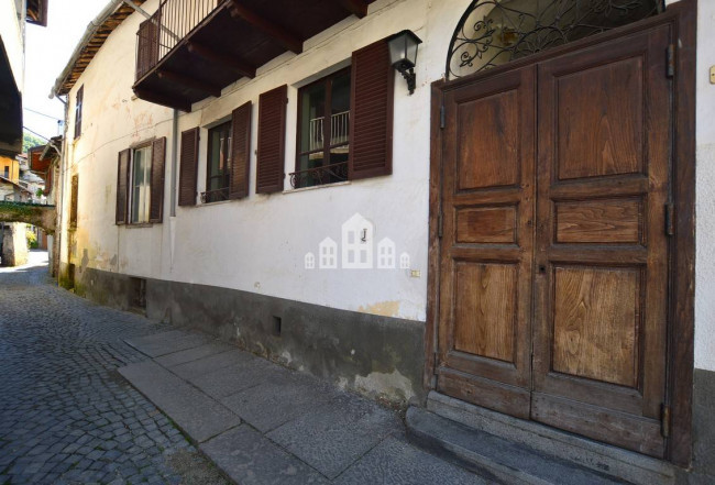 Retail space for sale in Valchiusa