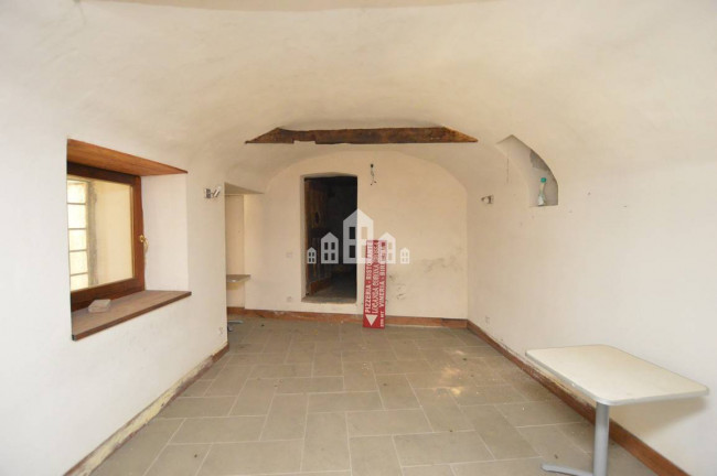 Retail space for sale in Valchiusa