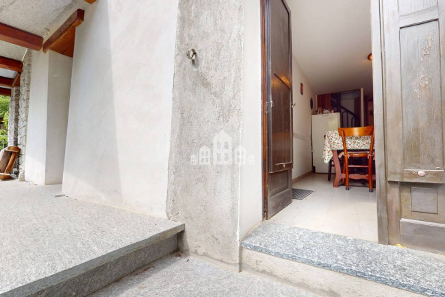 Half-duplex for sale in Noasca