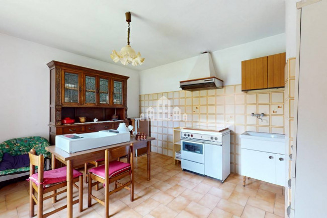 Half-duplex for sale in Lessolo