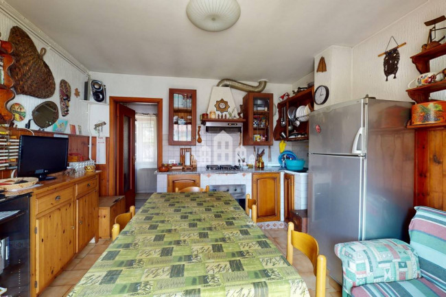 Half-duplex for sale in Lessolo