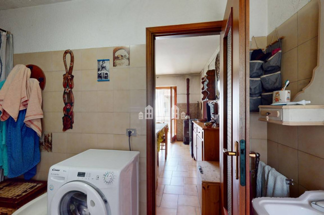 Half-duplex for sale in Lessolo