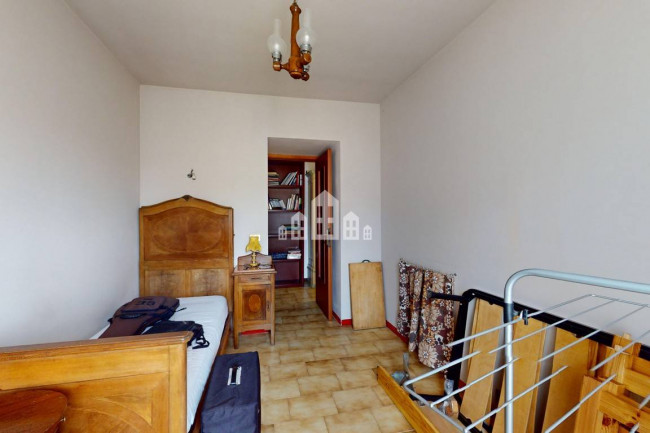 Half-duplex for sale in Lessolo