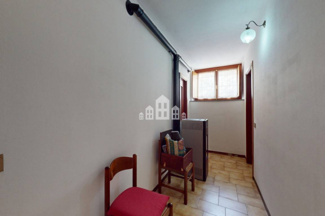 Half-duplex for sale in Lessolo