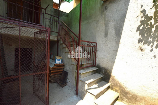 Half-duplex for sale in Lessolo