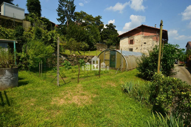 Casa semindipendente in vendita a Lessolo