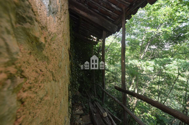 Fixer-upper for sale in Vistrorio