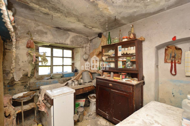 Fixer-upper for sale in Chambave