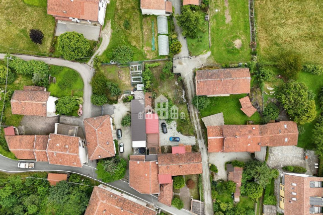 Casa semindipendente in vendita a Loranzè