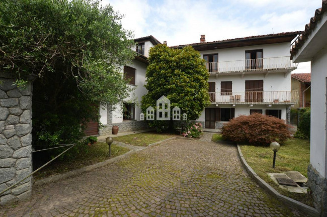 Half-duplex for sale in Loranzè