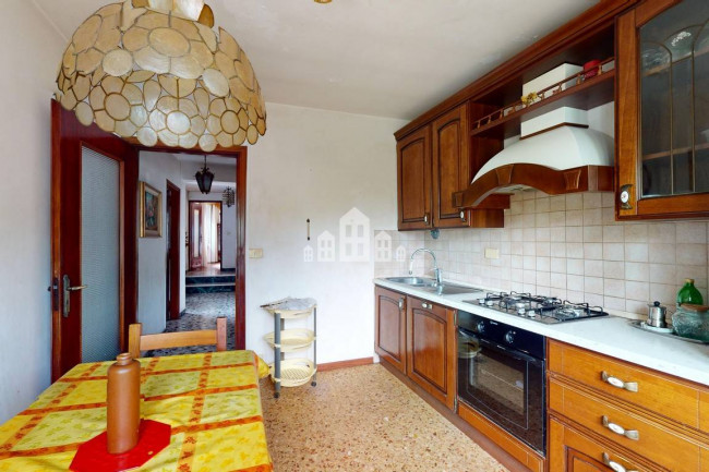 Half-duplex for sale in Loranzè