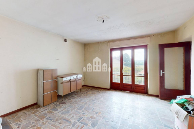 Half-duplex for sale in Loranzè