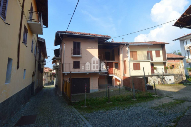 Half-duplex for sale in Val di Chy