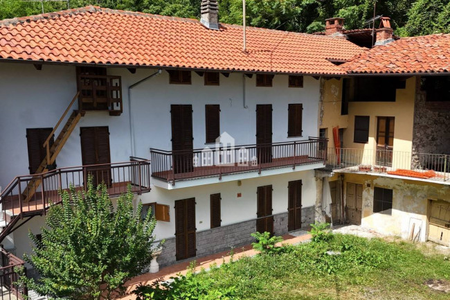 Half-duplex for sale in Baldissero Canavese