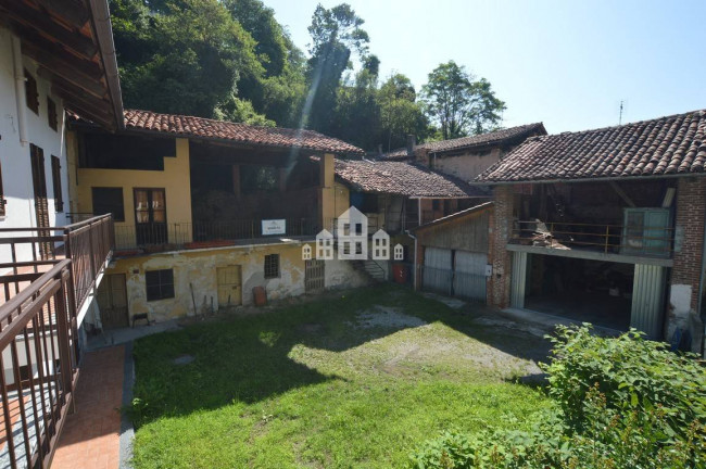 Half-duplex for sale in Baldissero Canavese